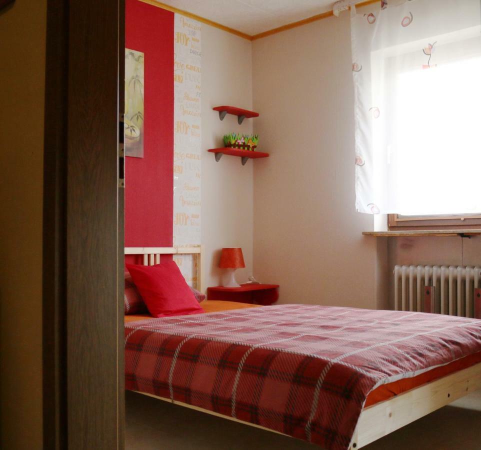 Monteurzimmer Beate Ackermann Hochstadt am Main エクステリア 写真